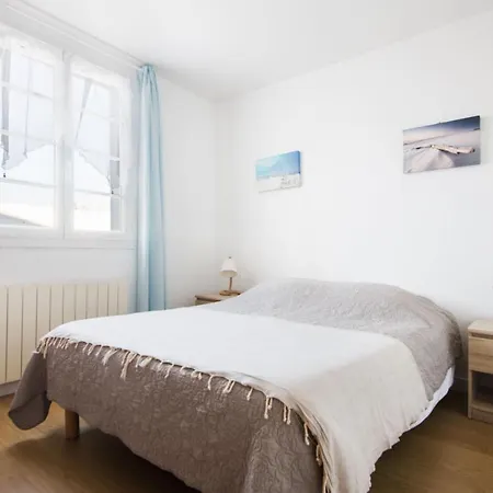 Acacias Belle Maison Avec Piscine Chauffée, Et Sauna Hébergement de vacances Rivedoux-Plage